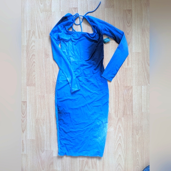 SIMONS Open Back Mesh Dress Blue Gradient - Picture 3 of 5